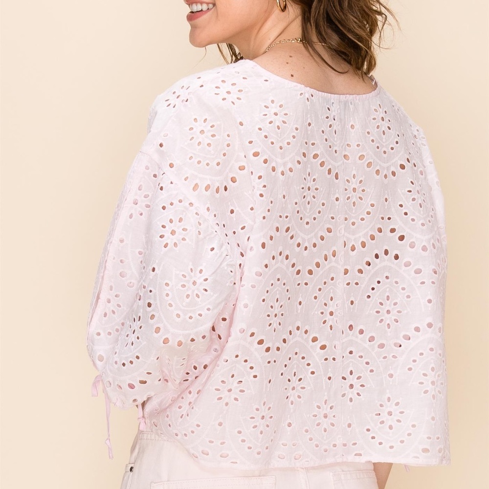 NWT! 💕 Baby Pink Woven Top - Picture 2 of 6